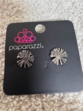 Paparazzi Silver 'Cheer' Sunburst Stud Earrings